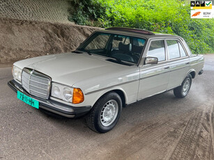 Mercedes-Benz 200-280 (W123) 250