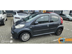 Peugeot 107 1.0-12V Sublime 5 deurs/airco/audio