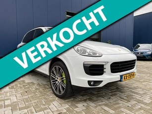 Porsche Cayenne 3.0 S E-Hybrid Platinum Edition / LUCHTVERING / BOSE / CAMERA / ALCANTARA / ELEC TREKHAAK