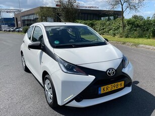 Toyota Aygo 1.0 VVT-i x-now, 1E EIG AFK, NAP, VOLLEDIGE OH