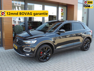 Volkswagen T-Roc 1.5 TSI Sport Plus Blackline AUTOMAAT | Afn.trekh | 18” | LED kopl | Draadl.lader | CarPlay | Priv.glas | Keyless