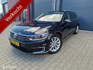 VW Passat Variant 1.4TSI GTE / Vol opties/ Panodak/ Trekhaak