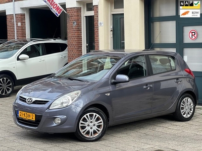 Hyundai I20 1.4i DynamicVersion