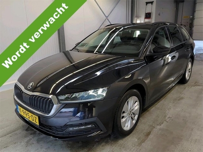 Škoda Octavia Combi 1.0 TSI Business Edition Navigatie -