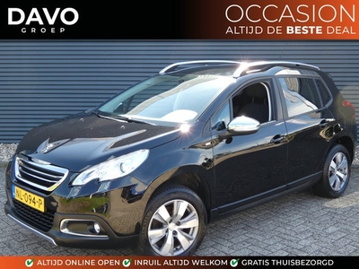 Peugeot 2008 1.2 PureTech Allure TREKHAAK NAVIGATIE