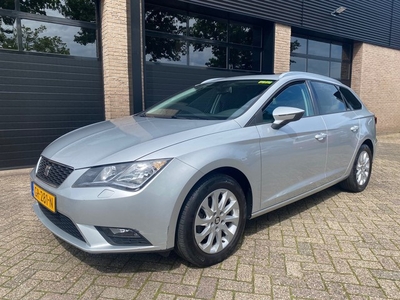 Seat Leon ST 1.4 EcoTSI Style Connect Carplay Trekhaak