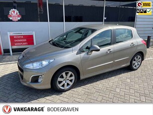 Peugeot 308 1.6 VTi Style / automaat / 2X PDC