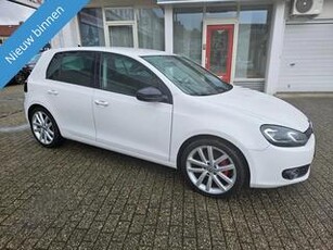 Volkswagen GOLF 1.4 TSI Highline