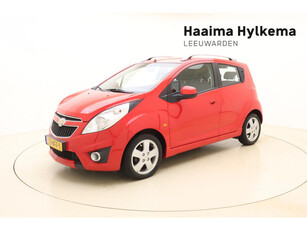 Chevrolet Spark 1.2 16V LT | Climate control | Lichtmetalen velgen | Parkeersensoren | 5 Deuren | Dakrails | Weinig kilometers