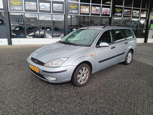 Ford Focus Wagon 1.6-16V Futura