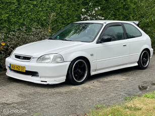 Honda Civic 1.5 V-Tec EK hatch