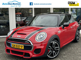 Mini Cooper 2.0 TURBO 232pk Automaat, John Cooper Works Chili,Panodak,Xenon,Gr.Navi,Clima,Cruise,lmv,