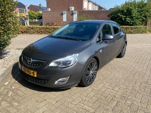 Opel Astra 1.4 Turbo Sport .internet prijzen zijn vaste