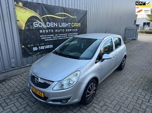 Opel Corsa 1.4-16V Enjoy Loopt op 3 Cilinder