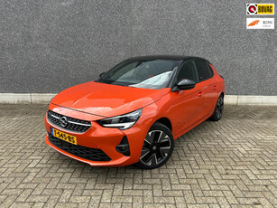 Opel Corsa-e GS Line 50 kWh | APPLE CARPLAY/ANDROID AUTO | NAVI | STOELVERWARMING | APK T/M 13-9-2025 | NIEUWSTAAT