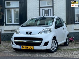 Peugeot 107 1.0-12V XR