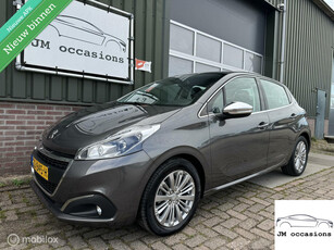 Peugeot 208 1.2 PureTech Allure|Navi|Bleutooth|CarPlay|PDC|