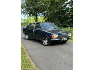 Renault 9 R 9 GTL | OLDTIMER | BIEDEN VIA WWW.PROVEILING.NL