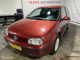 Volkswagen Golf 1.4-16V