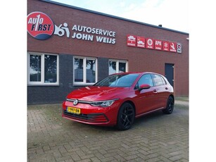 Volkswagen GOLF 1.5 eTSI R-Line, clima, cruise control