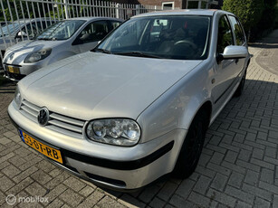 Volkswagen Golf 2.0 Trendline