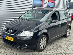 Volkswagen Touran 1.9 TDI Highline Verkocht (bj 2005)