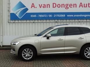 Volvo XC 60 2.0 T8 AWD MOMENTUM,Pano,HeadUp,Leer,Keyless