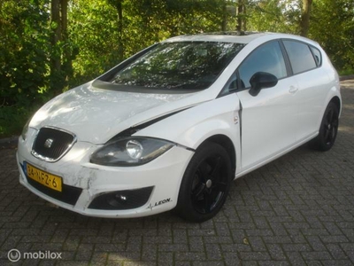 Seat Leon 1.8 TFSI Sport Automaat - Airco - Rijdbare schade