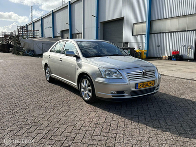 Toyota Avensis 1.8 VVTi Linea Sol