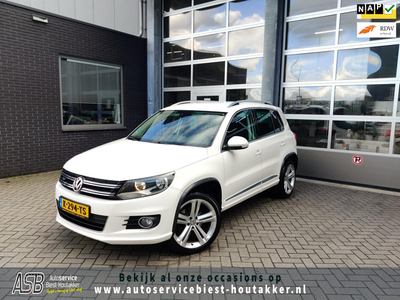 Volkswagen Tiguan 1.4 TSI R-Line Edition | Carplay | Trekhaak | Airco | PDC Achter | Cruise control| distributie ketting vervangen