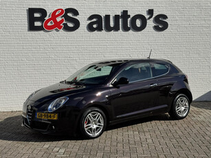 Alfa Romeo MiTo 1.3 JTDm ECO Exclusive Volleder interieur Parkeersensoren TomTom automatische airco DNA-systeem