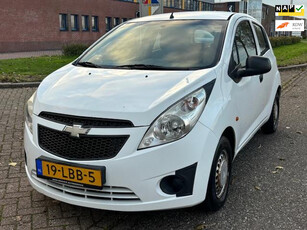 Chevrolet Spark 1.0 16V LS 5-Drs Stuurbekrachtiging Airco Audio-CD/MP3 ABS Colorpakket Getint glasDealeronderhoud Nieuwe Apk!