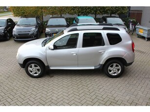 Dacia Duster 1.6 Lauréate 2wd Airco-Trekhaak (bj 2010)