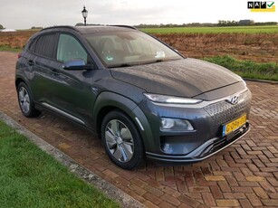 Hyundai Kona EV Premium SKY 64 kWh ** 14599 NETTO **