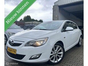 Opel Astra 1.6 Turbo Sport / 180PK / Compleet dealer onderh!