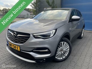 Opel Grandland X 1.2 Turbo Business Executive