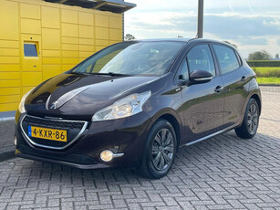 Peugeot 208 1.2 VTi Urban Soul BJ 2013 ECC Airco Navi Pdc D-riem v.v.