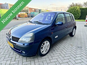 Renault Clio 1.6 - AUTOMAAT - DISTRIBUTIE VV - APK 05/2025