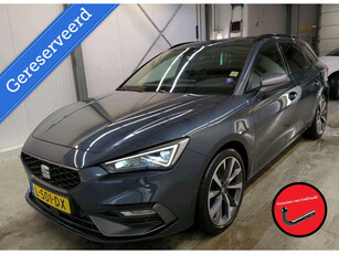 Seat Leon Sportstourer 1.5 eTSI FR Automaat | Panorama | Vol!