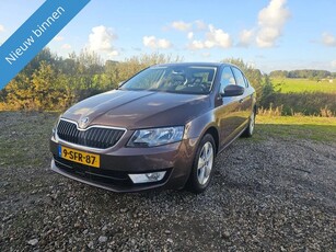 Skoda Octavia 1.2 TSI Greentech Elegance AUTOMAAT! 2013