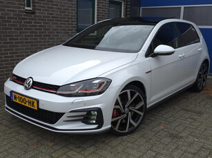 Volkswagen Golf 2.0 TSI GTI Performance PANO KEYLESS