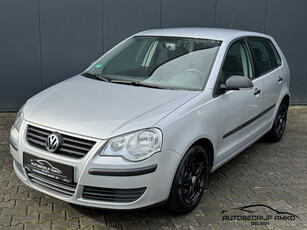 Volkswagen Polo 1.2-12V Comfortline / 5 DEURS / AC / RADIO /