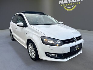 Volkswagen Polo 1.2 TSI Highline met Panorama dak !!!