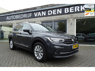 Volkswagen Tiguan 1.5 TSI Life / Digital Dach / NAP