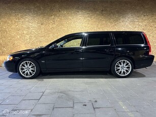 Volvo V70 2.4 170pk Momentum - 7-pers. - Soft leder - 17inch