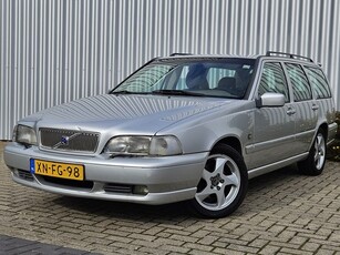 Volvo V70 2.5 Exclusive-Line /Automaat/Youngtimer/Nieuwe