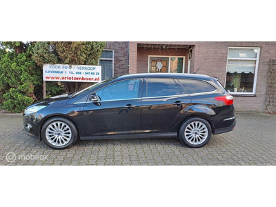 Ford Focus Wagon 1.6 Airco-cr control-Navi-150pk-Driem nieuw