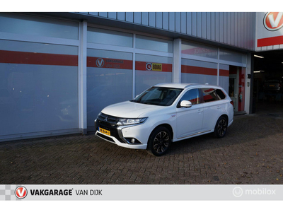 Mitsubishi Outlander 2.0 PHEV instyle 360 camera/ VERKOCHT