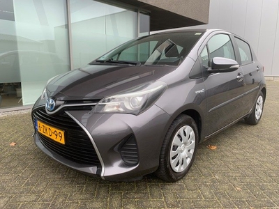 Toyota Yaris 1.5 Hybrid Aspiration CLIM. BJ 1-2015 APK 1-2024