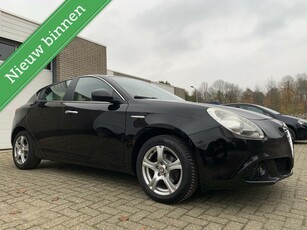 Alfa Romeo Giulietta 1.4 Turbo NWE APK Airco Carplay Cruise